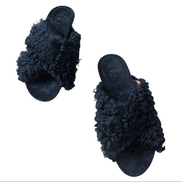 ATP Atelier x Net-a-Porter | NWOB Black Doris Shearling Slides - Size IT 39 - Picture 1 of 7